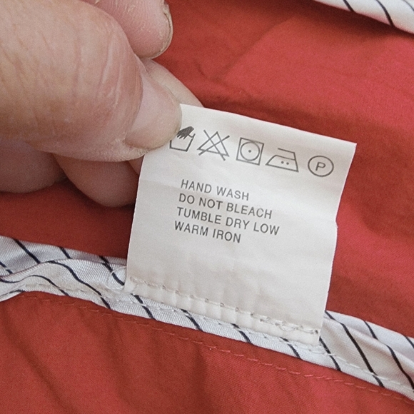 SHADES OF GREIGE NWT RED MENS WINDBREAKER SIZE MEDIUM - Picture 8 of 13